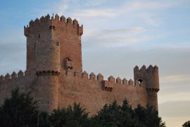 Spagna fittasi castello a 500 euro al mese